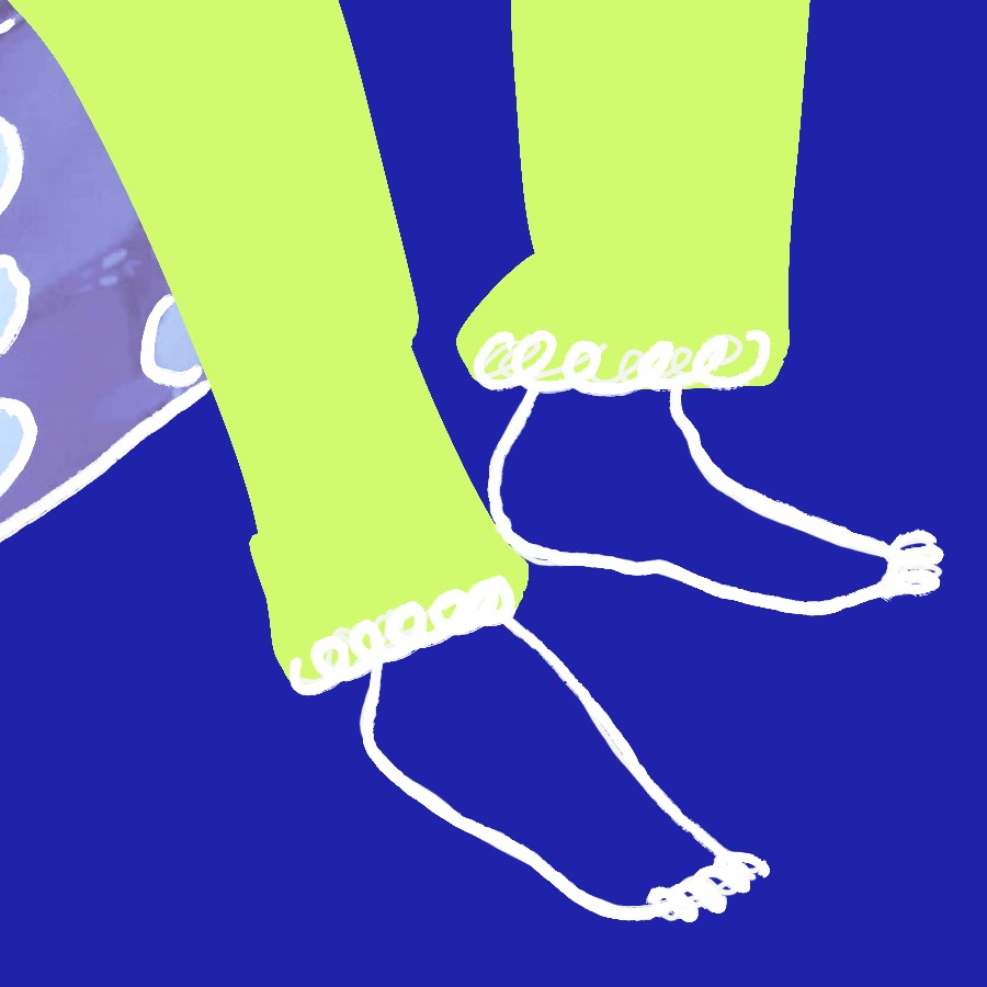 Close-up: the drawn feet and the curled cuffs in white line